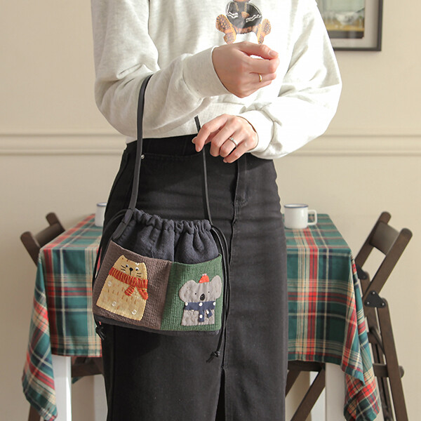 퀼트의시작은? 엔조이퀼트와 함께,[바이핸즈] 퀼트패키지 가방 - 고양이와 코알라 숄더백