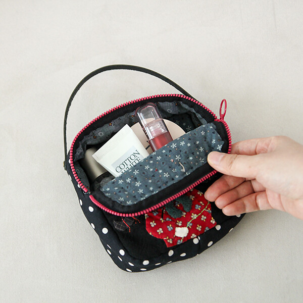 [바이핸즈] 퀼트패키지 소품 - 딸기소녀 핸들 파우치