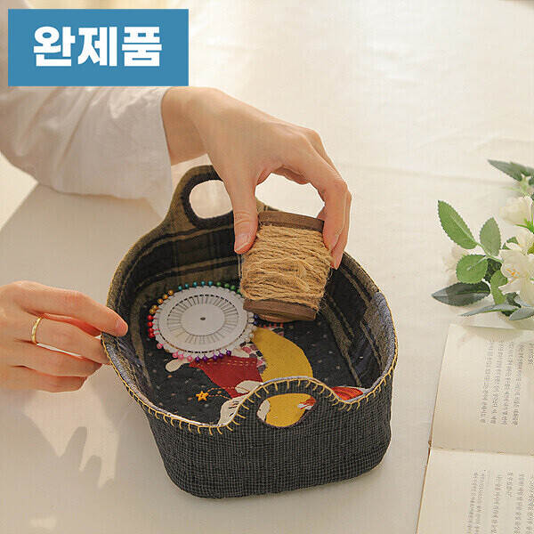 [바이핸즈] 퀼트완제품 소품 - 잠자는 고양이 바스켓