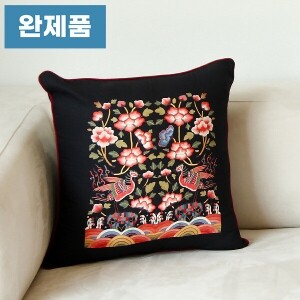[바이핸즈] 퀼트완제품 소품 - 전통 길상자수 쿠션 커버 (블랙) (개)