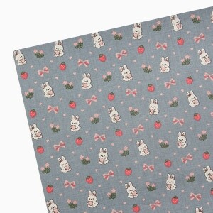 코튼프린트 대폭 20수 야미 스트로베리 래빗 프린트 면원단 퀼트원단 블루 SA047-B (1/2Yd)